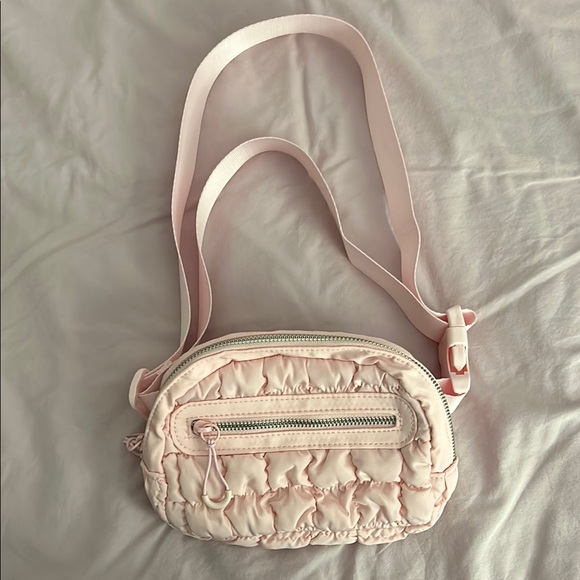 Quilted Pink Crossbody Bag - Picture 1 of 6